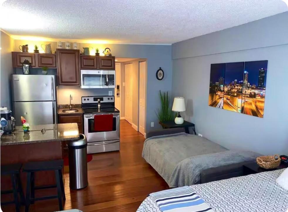 Condo Close To Stadium And Free Parking 諾克斯維爾 外观 照片